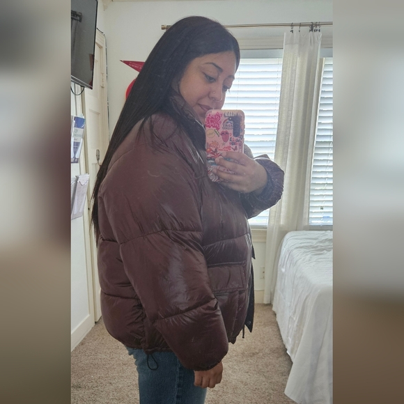 Abercrombie&Fitch Maroon wind resistance NWOT - Picture 3 of 11